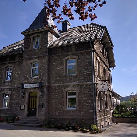 Hotel Zur-Borke Neuenrade Екстериор снимка