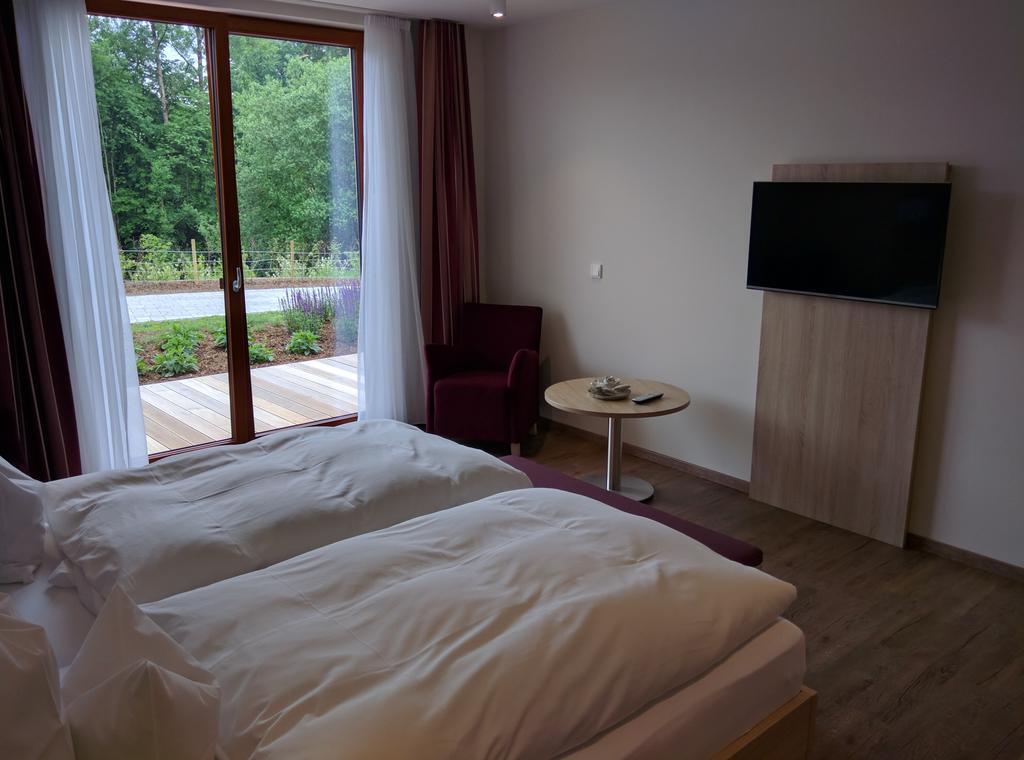Hotel Zur-Borke Neuenrade Екстериор снимка