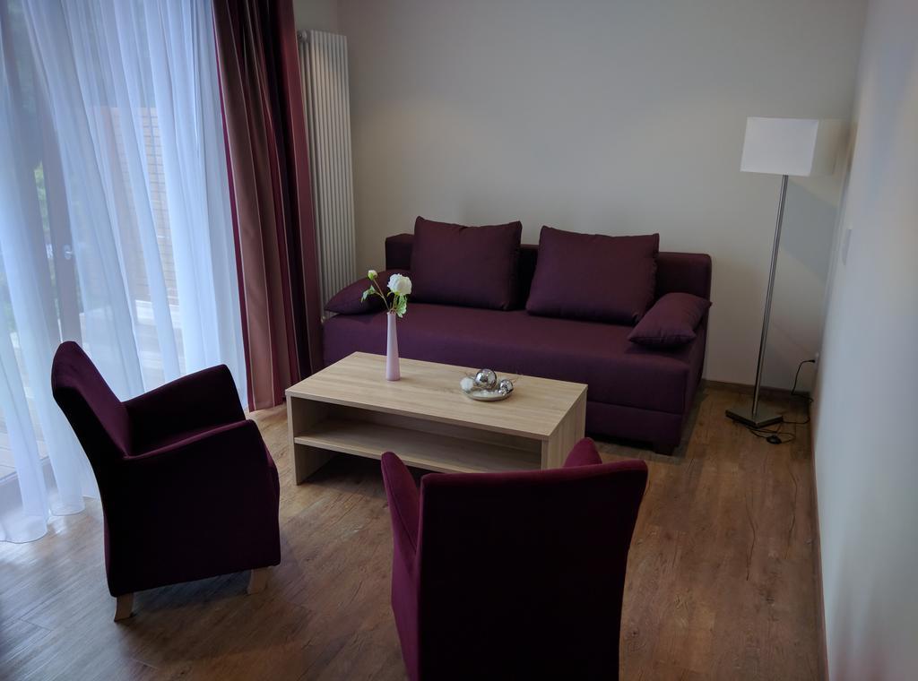 Hotel Zur-Borke Neuenrade Екстериор снимка